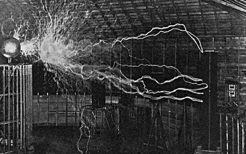 Nikola Tesla a descoperit în secret o limbă extraterestră pe care nu a înțeles-o